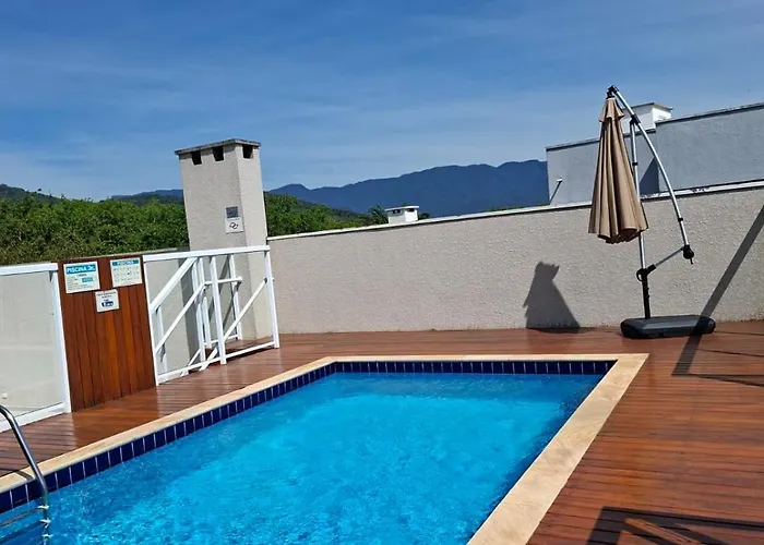 UBATUBA perto das Praias Grande e Tenório
